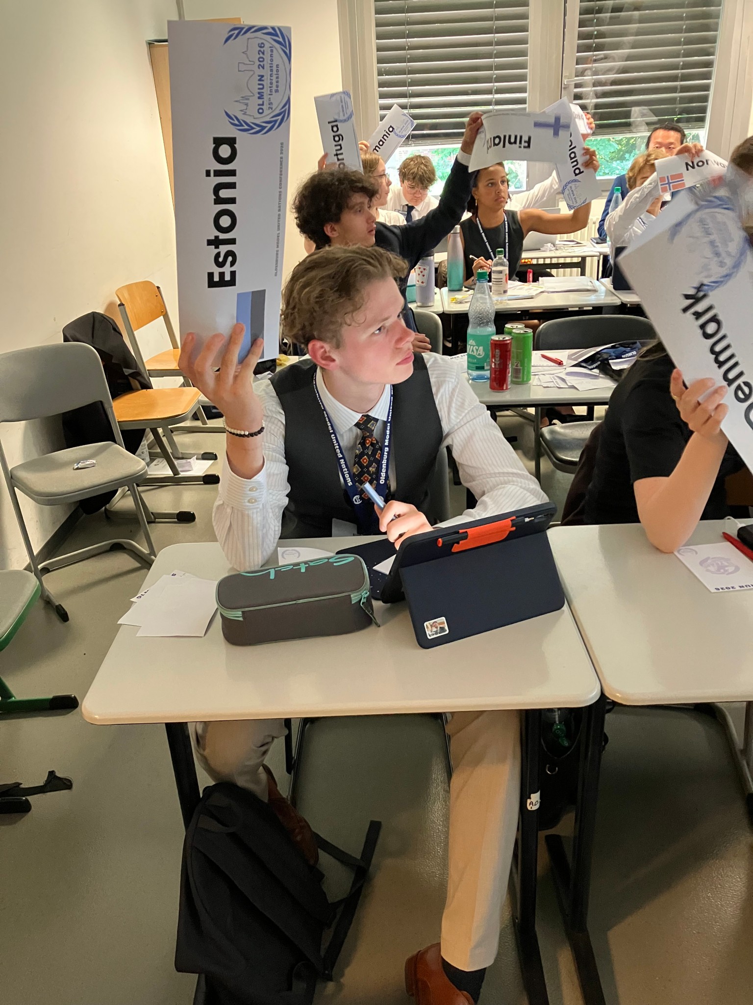 Der Delegierte von Estland stimmt ab